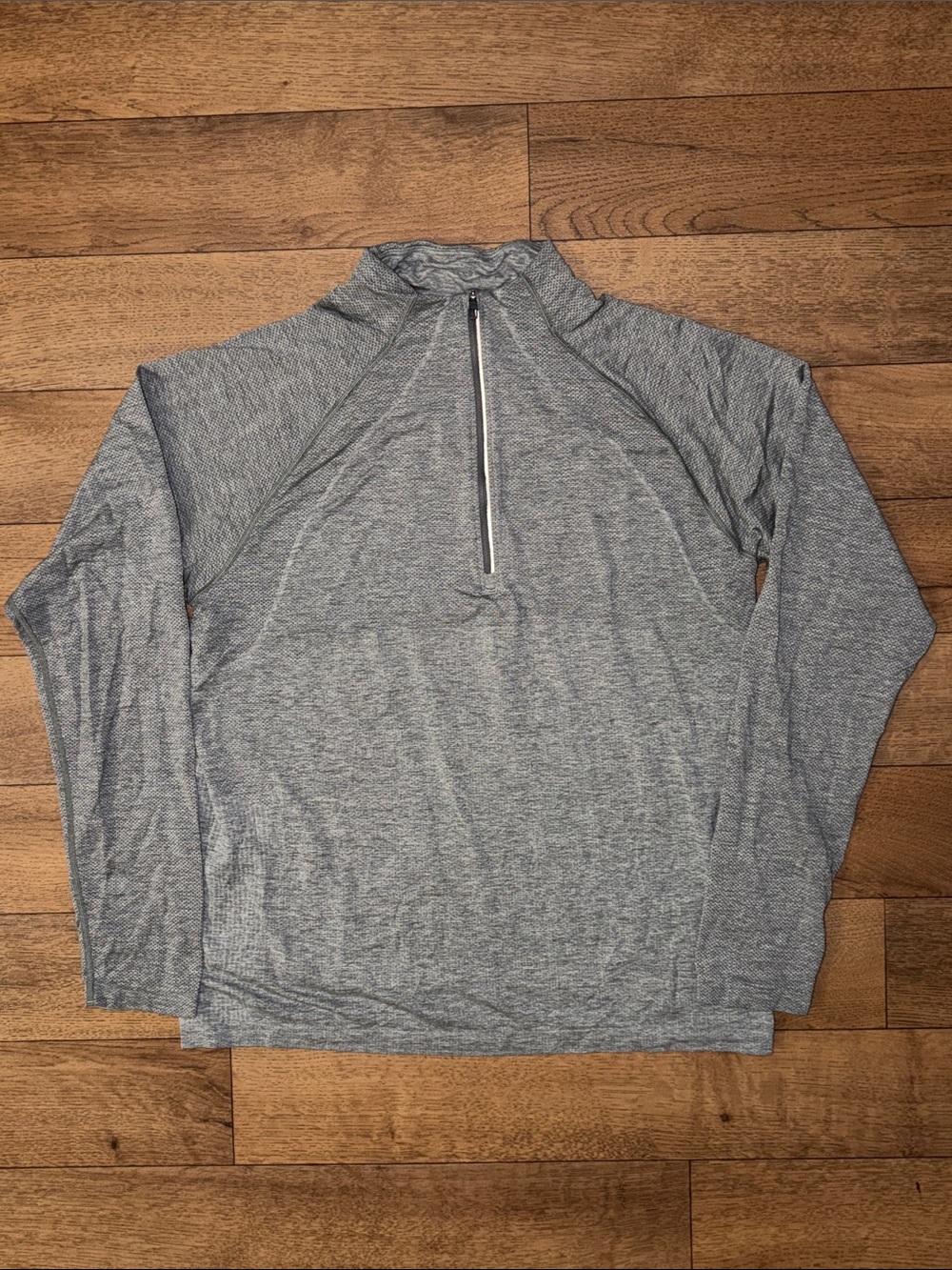 Lululemon Size Large Metal Vent Shirt Gray Zip Up Long Sleeve Top Fitness Gym L